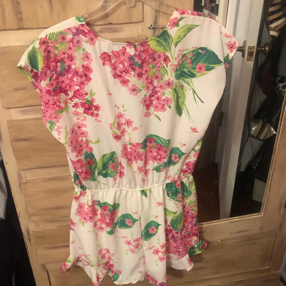 Floral/tropical romper - Picture 3 of 3